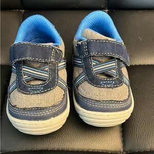 Toddler Shoes - Stride Rite - Size 4